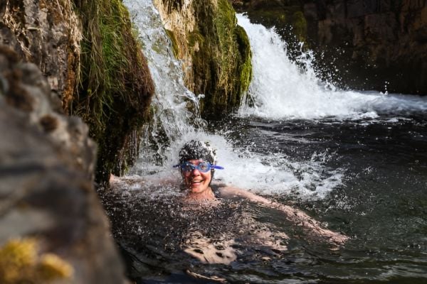 What Happens On A Wild Swimming Session?