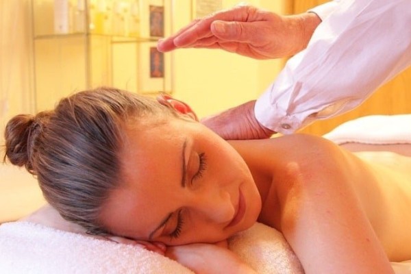 At Home Aromatherapy Massage - London or Surrey