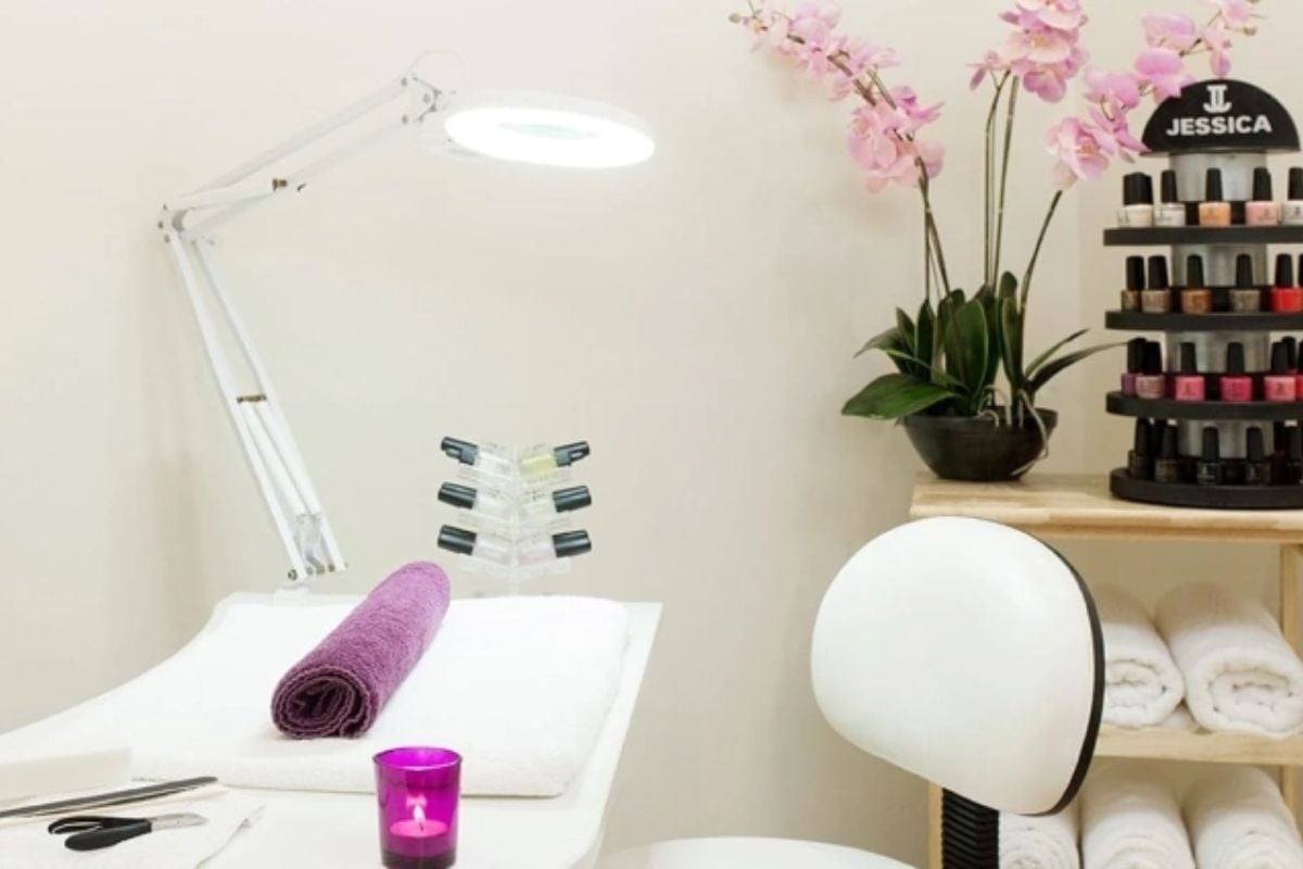 Mani & Pedi Spa Day in Buckinghamshire