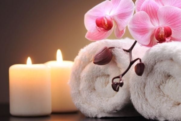 Salt Scrub Spa Day in Buckinghamshire